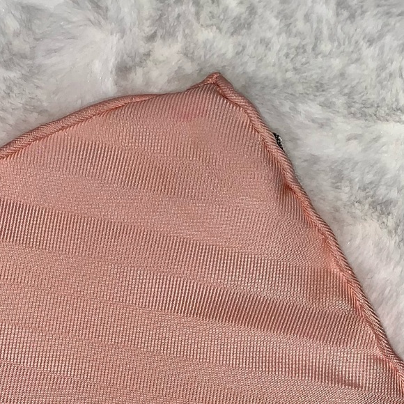 Hermès “Regina” by Leila Menchari 100% Silk Scarf - Picture 6 of 10